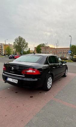 Skoda Superb cena 21500 przebieg: 364500, rok produkcji 2009 z Włocławek małe 106